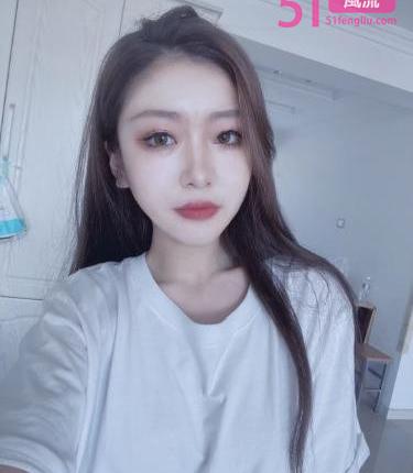 狼友举报 纯纯的嫩货 假照片