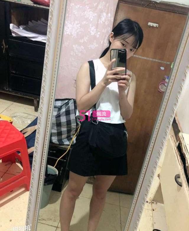 南昌小妹子腿好看