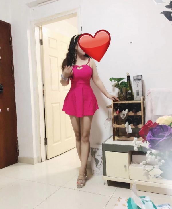 卖红酒的风骚少妇