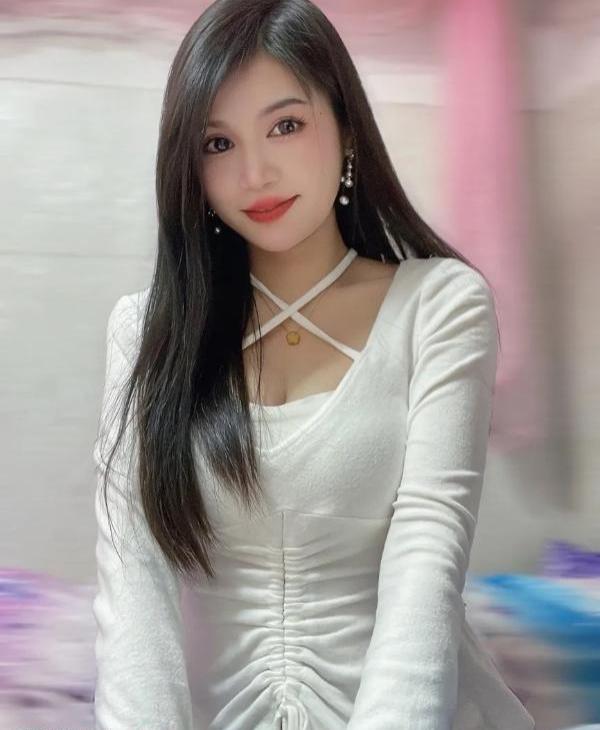 青浦风情身材火辣妹