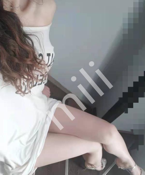 性感LO黑丝高挑御姐