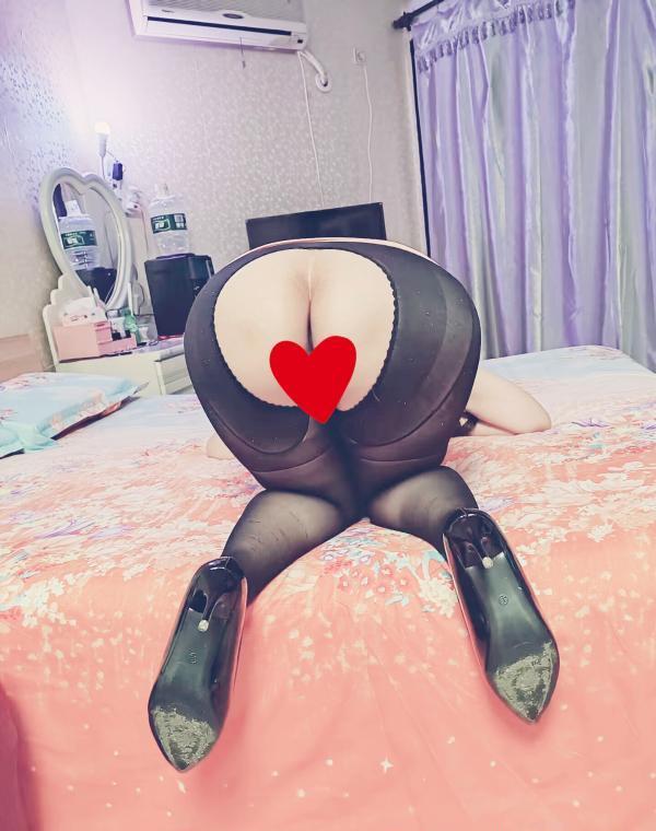 北工大潮喷少妇平平