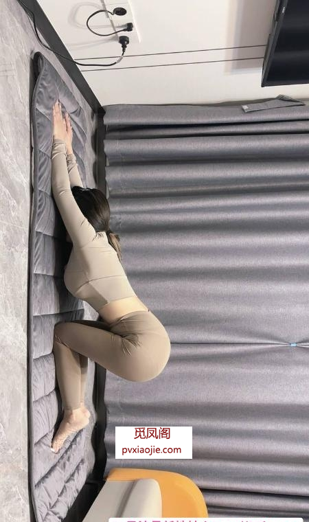 上城瑜伽美足少妇