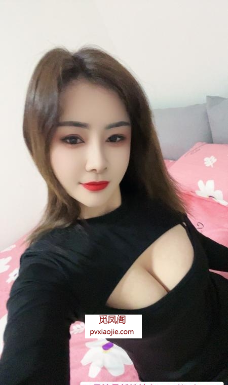 大胸服务好骚妇