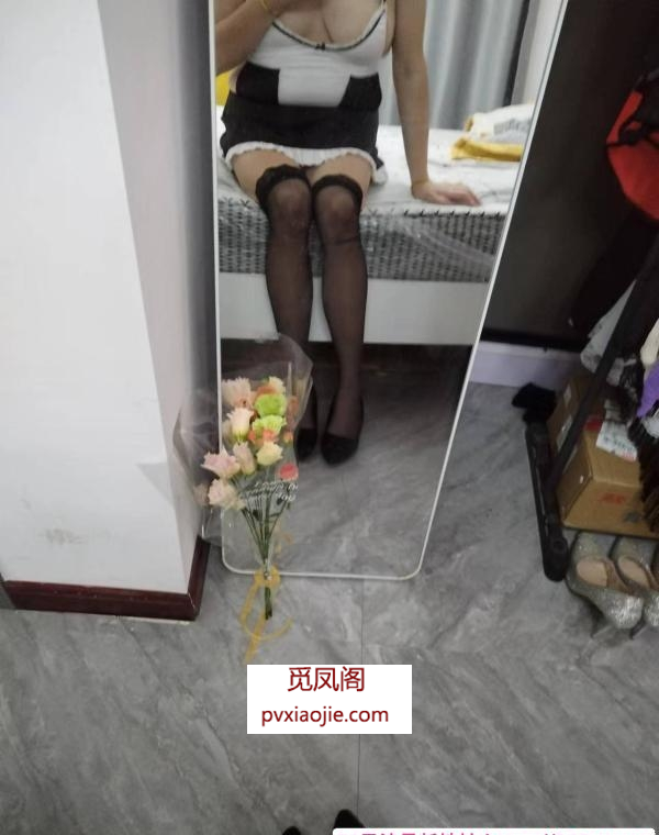 钟楼深喉技术型熟女