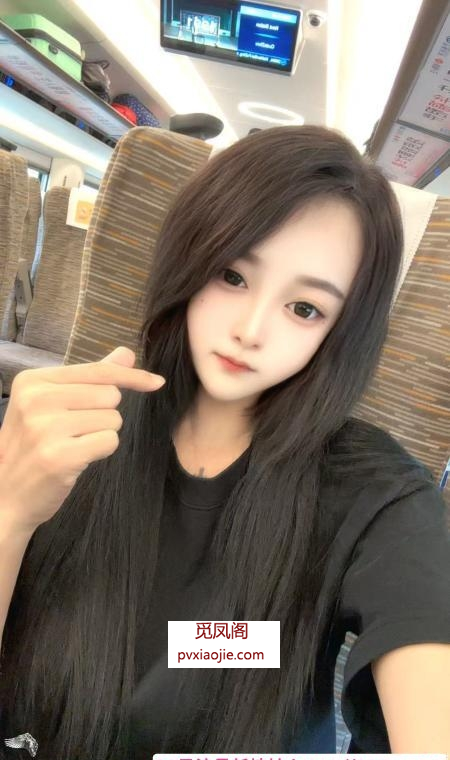 白云长腿大妹雨菲