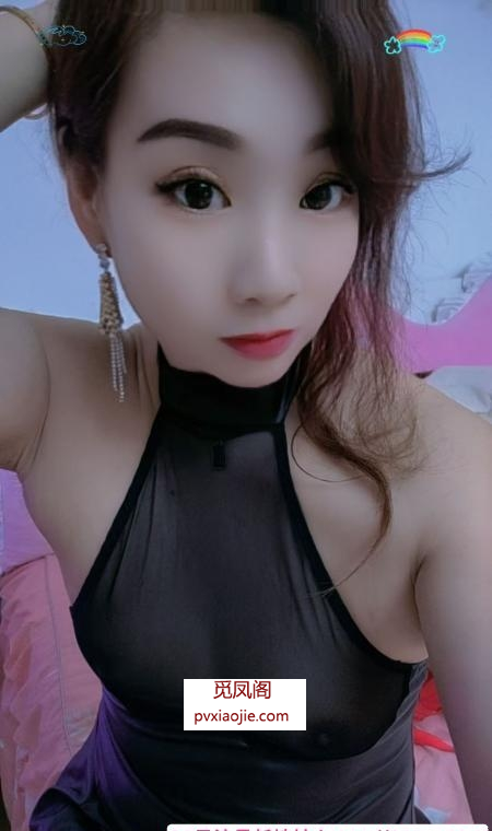 越秀轻熟黑丝少妇