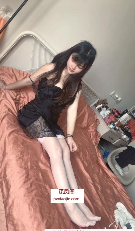 风骚肥臀大奶的小爱