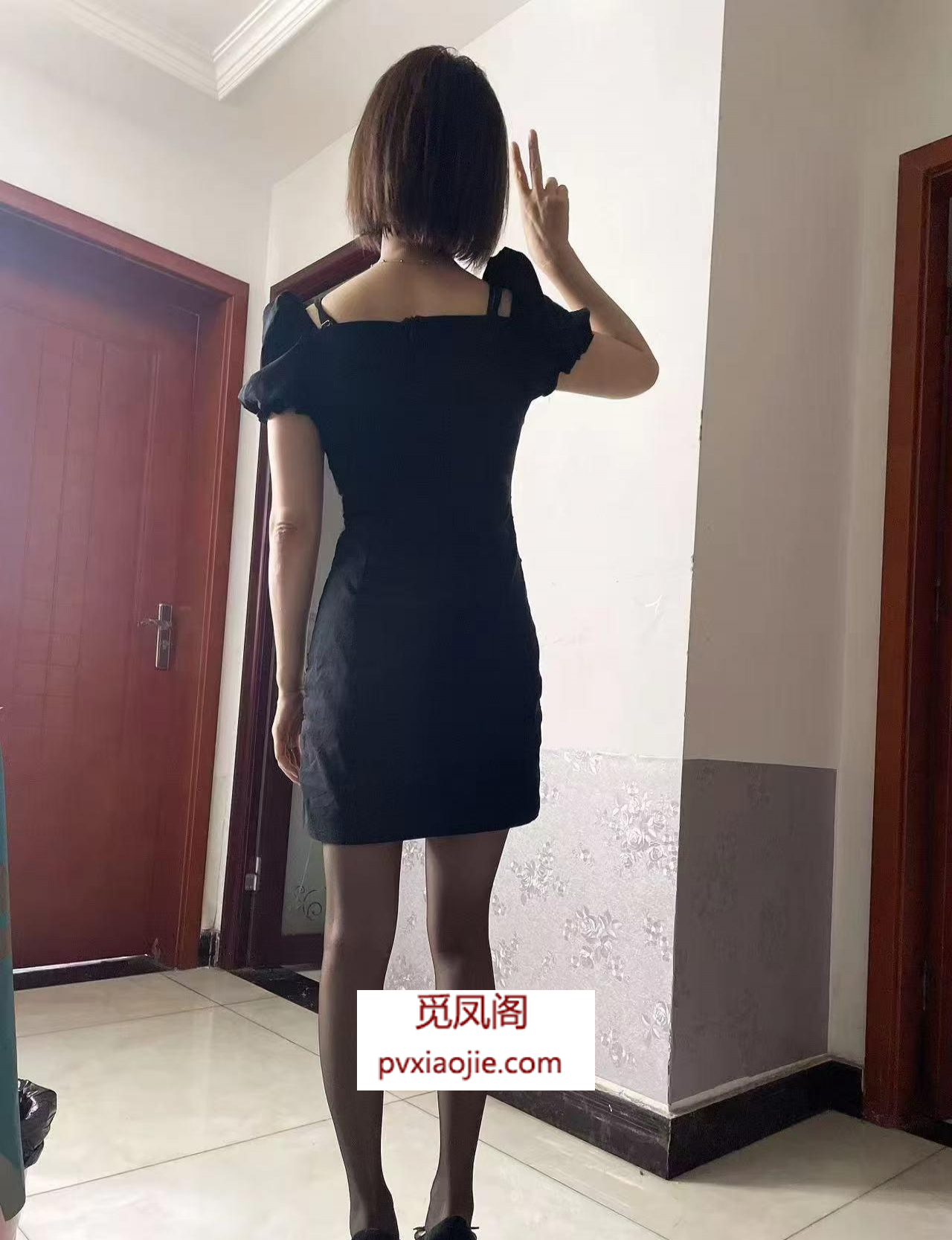 金水肥臀紧致少妇