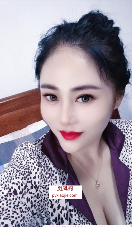 昆山胸大屁股大