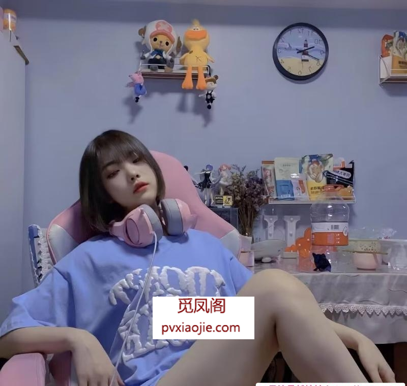 雨花萝莉小美女