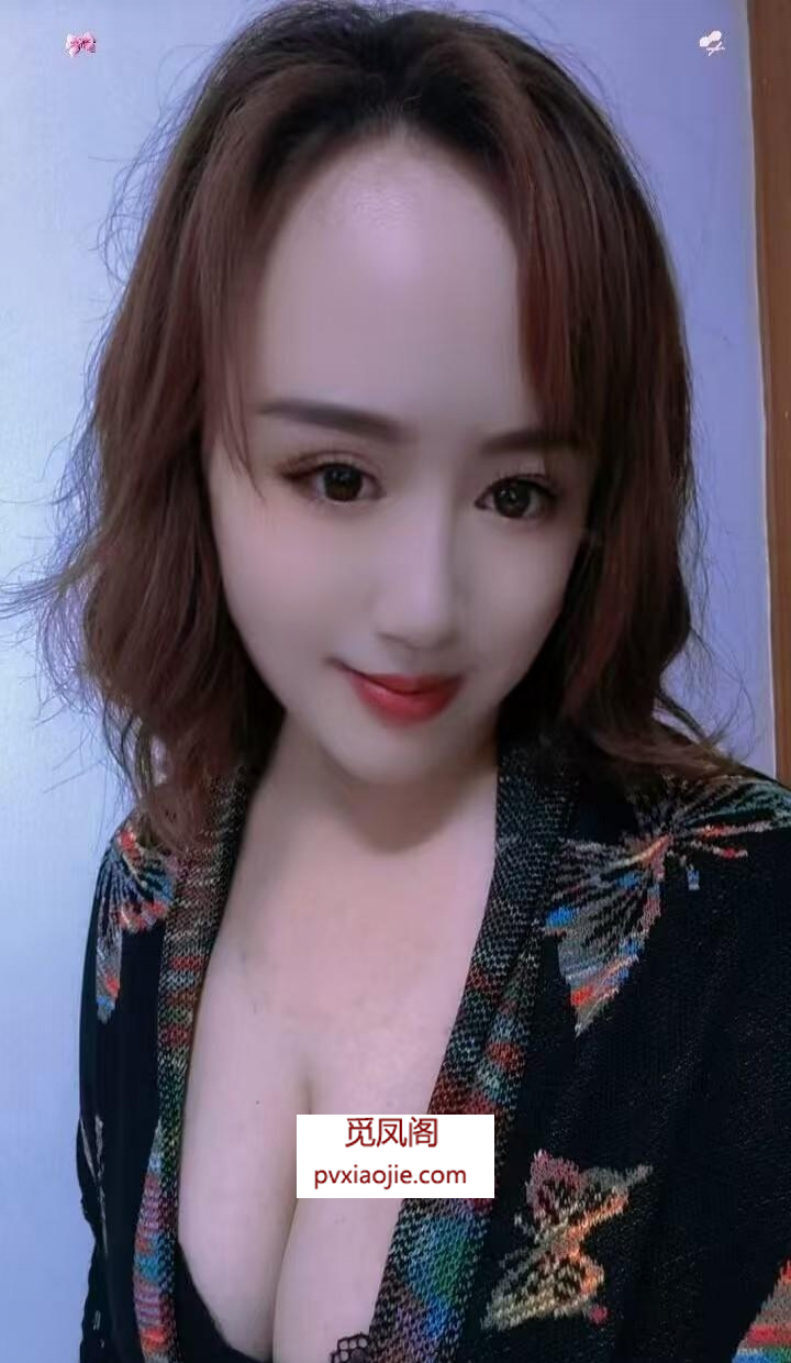 大胸美熟女姐姐