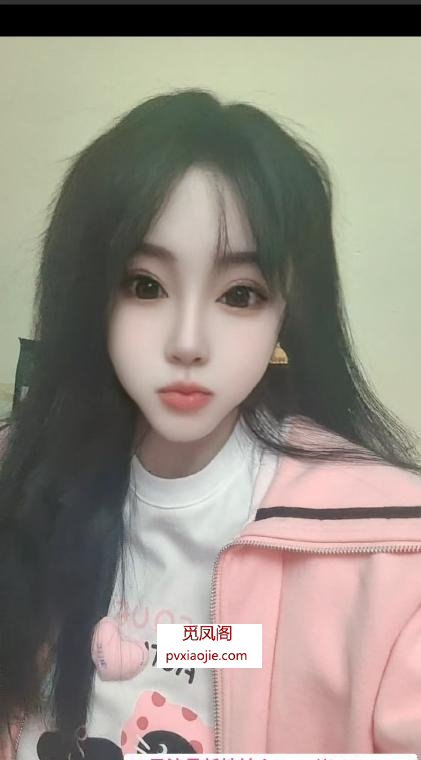 铁西颜值长腿美女