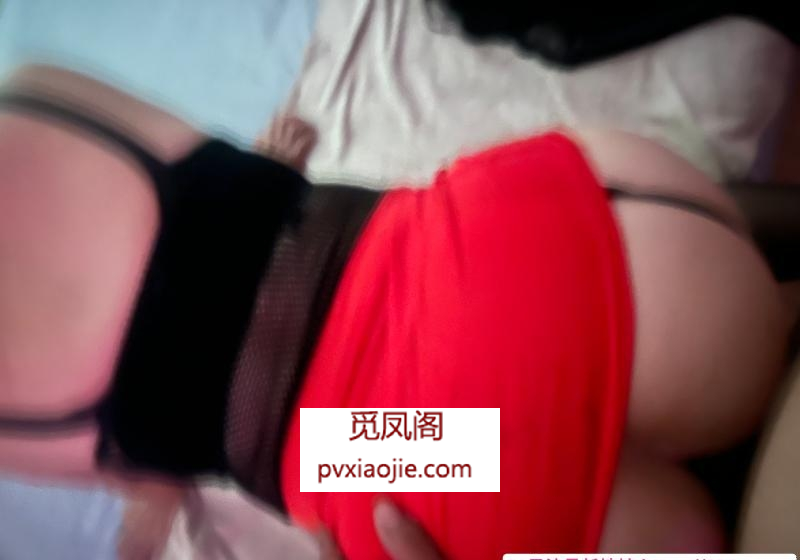 出击大屁股三通熟女