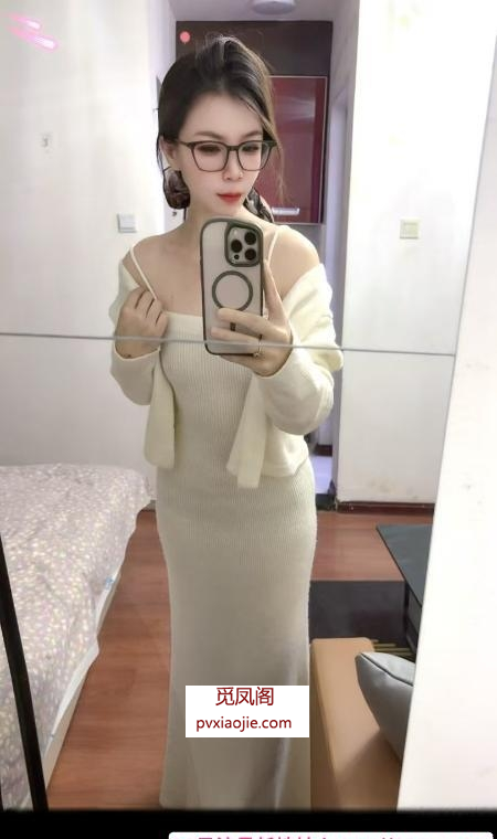 铁西反差眼镜妹