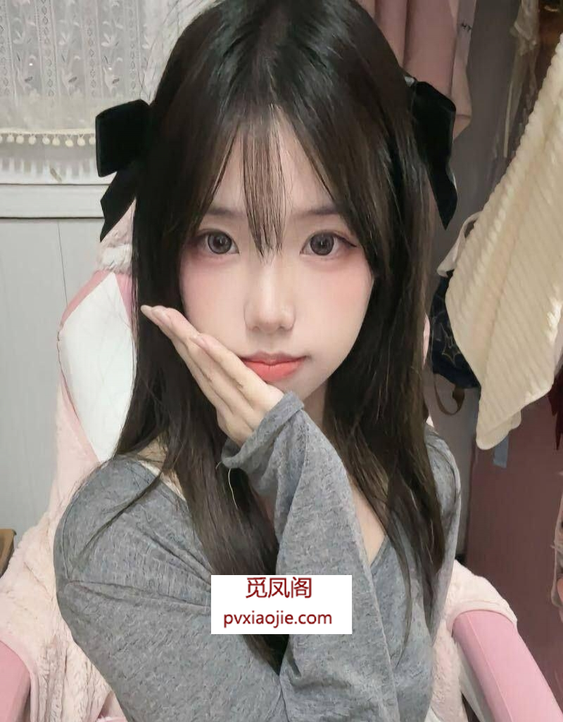 刚下海兼职00后年轻多汁妹子