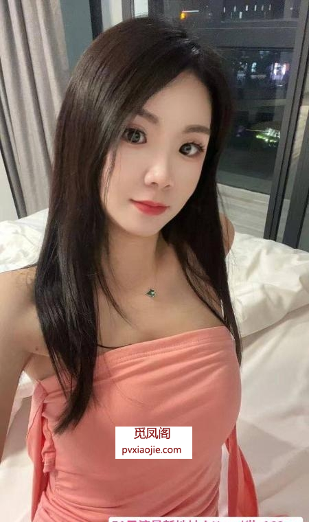 成都气质美胸颖儿