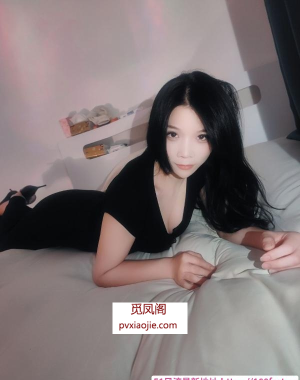 妖媚体型小骚妇